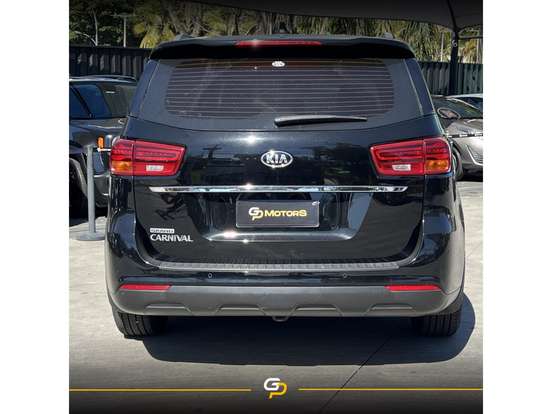 KIA-CARNIVAL-2019
