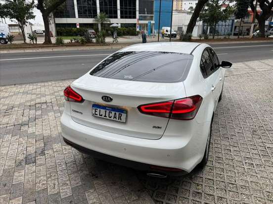 KIA-CERATO-1.6 SX 16V FLEX 4P AUTOMÁTICO KIA-CERATO-2018