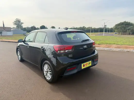KIA-RIO-2019