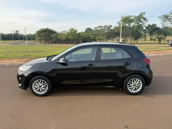 KIA-RIO-2019