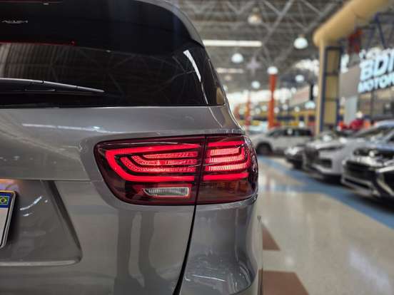 KIA-SORENTO-2.4 16V GASOLINA EX 7L AUTOMÁTICO KIA-SORENTO-2019