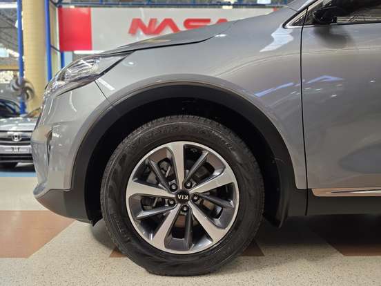 KIA-SORENTO-2.4 16V GASOLINA EX 7L AUTOMÁTICO KIA-SORENTO-2019