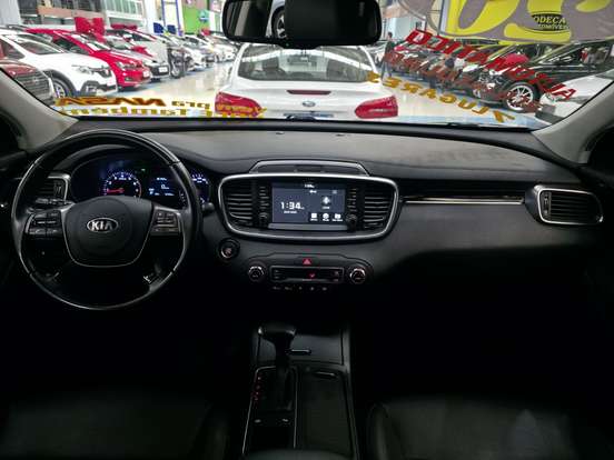 KIA-SORENTO-2.4 16V GASOLINA EX 7L AUTOMÁTICO KIA-SORENTO-2019