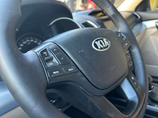 KIA-SORENTO-2.4 16V GASOLINA EX AUTOMÁTICO KIA-SORENTO-2014