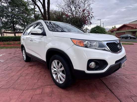 KIA-SORENTO-2012