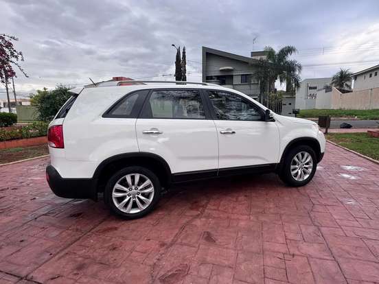 KIA-SORENTO-2.4 16V GASOLINA EX AUTOMÁTICO KIA-SORENTO-2012