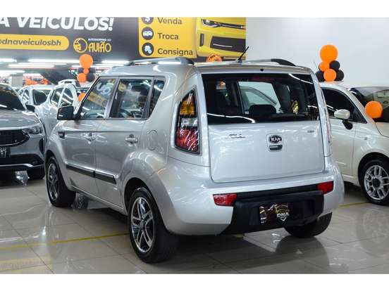 KIA-SOUL-2011
