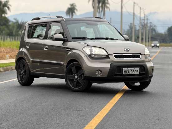 KIA-SOUL-1.6 EX 16V FLEX 4P MANUAL KIA-SOUL-2010