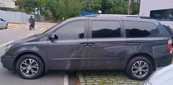 KIA CARNIVAL 3.5 EX V6 24V GASOLINA 4P AUTOMÁTICO