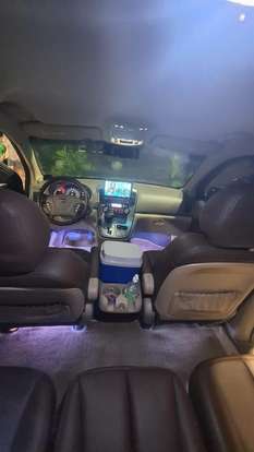 KIA-CARNIVAL-2014