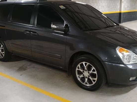 KIA-CARNIVAL-3.5 EX V6 24V GASOLINA 4P AUTOMÁTICO KIA-CARNIVAL-2014