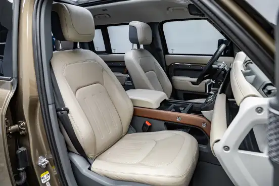 LAND ROVER-DEFENDER-2021