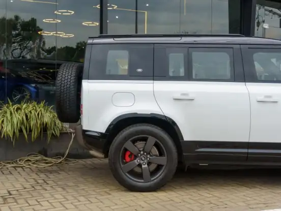 LAND ROVER-DEFENDER-3.0 D300 TURBO DIESEL MHEV 110 X-DYNAMIC HSE AWD AUTOMÁTICO LAND ROVER-DEFENDER-2023