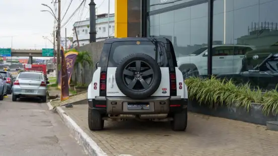 LAND ROVER-DEFENDER-2023