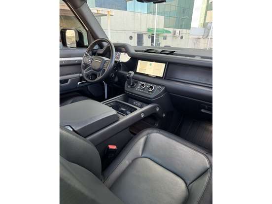 LAND ROVER-DEFENDER-2023