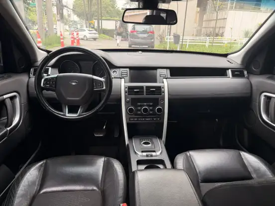 LAND ROVER-DISCOVERY SPORT-2017