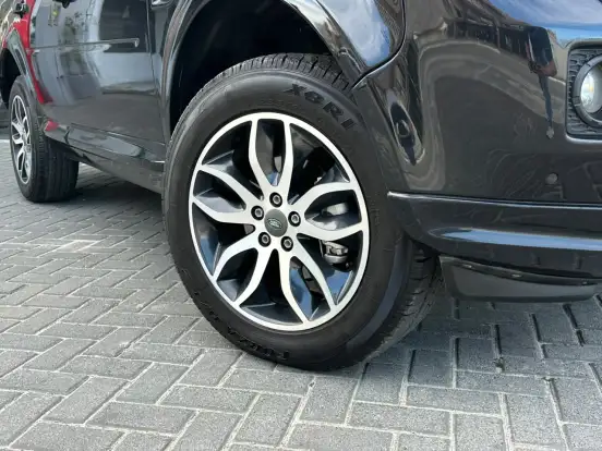 LAND ROVER-FREELANDER 2-2011