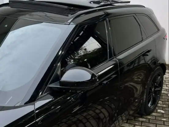 LAND ROVER-RANGE ROVER VELAR-2.0 P300 GASOLINA R-DYNAMIC SE AUTOMÁTICO LAND ROVER-RANGE ROVER VELAR-2018