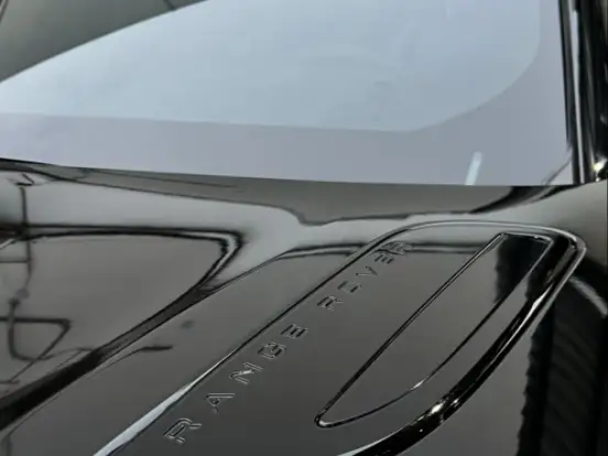 LAND ROVER-RANGE ROVER VELAR-2.0 P300 GASOLINA R-DYNAMIC SE AUTOMÁTICO LAND ROVER-RANGE ROVER VELAR-2018