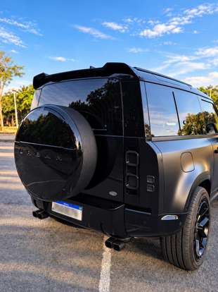LAND ROVER-DEFENDER-2021