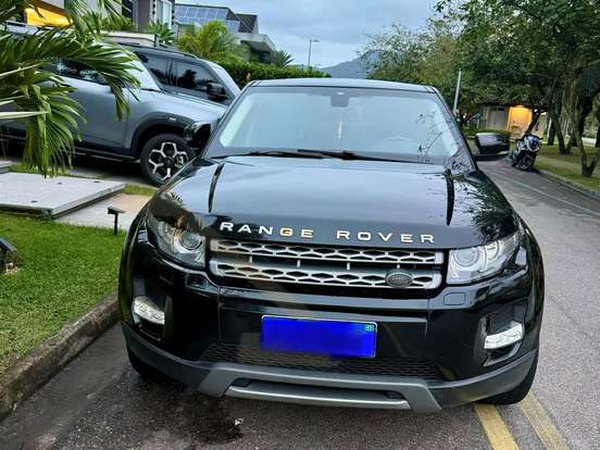 LAND ROVER-RANGE ROVER EVOQUE-2.0 PURE 4WD 16V GASOLINA 4P AUTOMÁTICO LAND ROVER-RANGE ROVER EVOQUE-2013