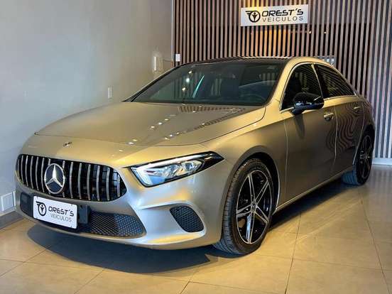 MERCEDES-BENZ-A 200-2019