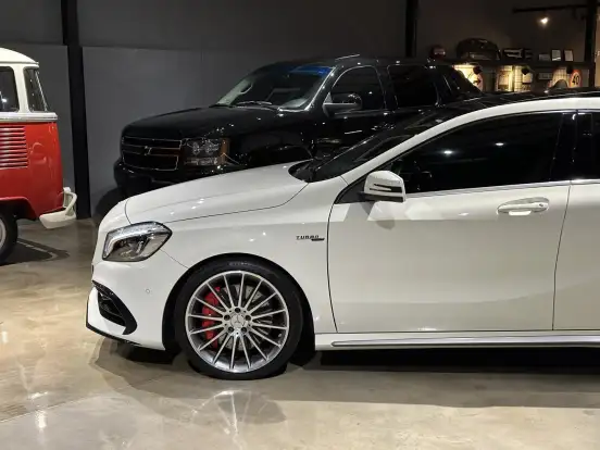 MERCEDES-BENZ-A 45 AMG-2.0 16V TURBO GASOLINA 4P AUTOMATIZADO MERCEDES-BENZ-A 45 AMG-2016