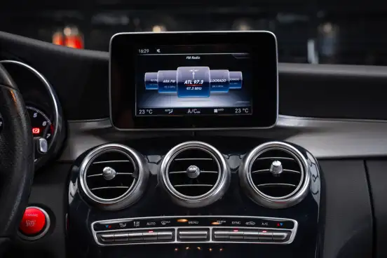 MERCEDES-BENZ-C 180-2017