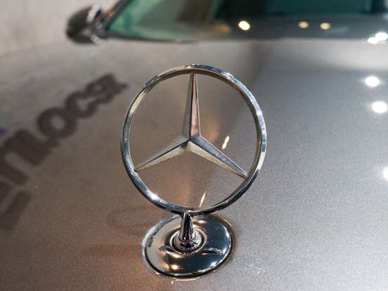 MERCEDES-BENZ-C 180-2017