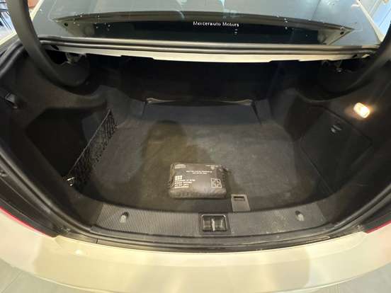 MERCEDES-BENZ-C 180-2013