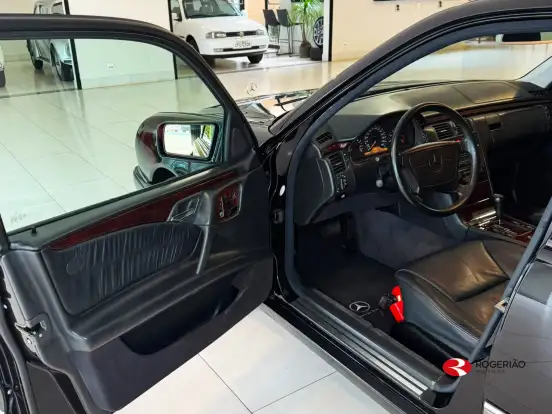 MERCEDES-BENZ-E 320-1998