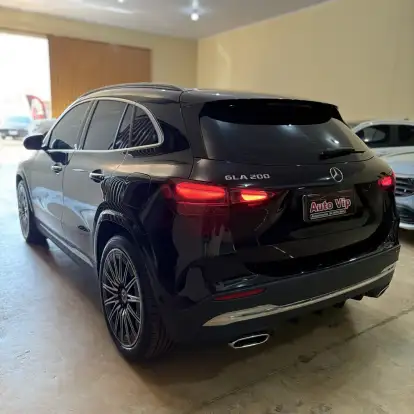 MERCEDES-BENZ-GLA 200-2025