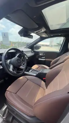 MERCEDES-BENZ-GLA 200-2025