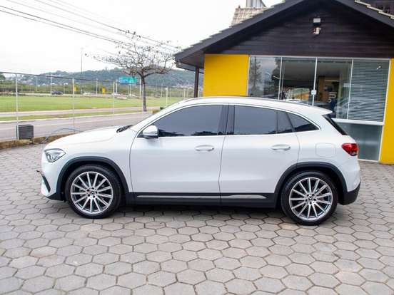 MERCEDES-BENZ-GLA 200-1.3 GCI GASOLINA AMG LINE 7G-DCT MERCEDES-BENZ-GLA 200-2022