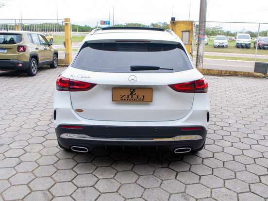 MERCEDES-BENZ-GLA 200-1.3 GCI GASOLINA AMG LINE 7G-DCT MERCEDES-BENZ-GLA 200-2022