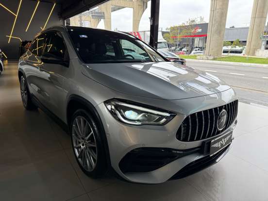 MERCEDES-BENZ-GLA 200-2022