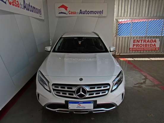 MERCEDES-BENZ-GLA 200-1.6 CGI FLEX ADVANCE 7G-DCT MERCEDES-BENZ-GLA 200-2019