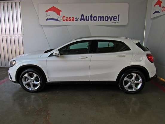MERCEDES-BENZ-GLA 200-1.6 CGI FLEX ADVANCE 7G-DCT MERCEDES-BENZ-GLA 200-2019