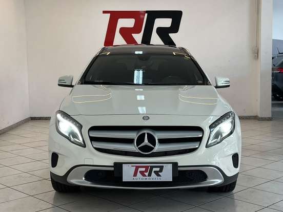 MERCEDES-BENZ-GLA 200-1.6 CGI VISION 16V TURBO FLEX 4P AUTOMÁTICO MERCEDES-BENZ-GLA 200-2015
