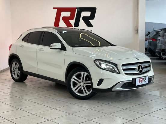 MERCEDES-BENZ-GLA 200-1.6 CGI VISION 16V TURBO FLEX 4P AUTOMÁTICO MERCEDES-BENZ-GLA 200-2015