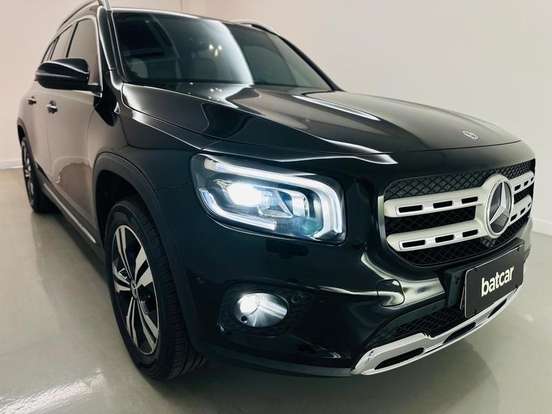 MERCEDES-BENZ-GLB 200-2021