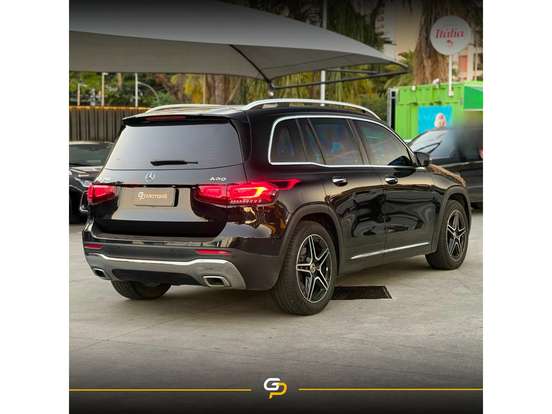 MERCEDES-BENZ-GLB 200-2023
