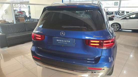 MERCEDES-BENZ-GLB 220-2024