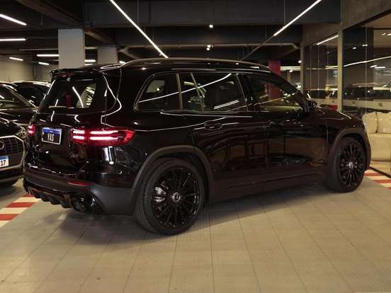 MERCEDES-BENZ-GLB 35 AMG-2.0 MHEV 4MATIC SPEEDSHIFT MERCEDES-BENZ-GLB 35 AMG-2024