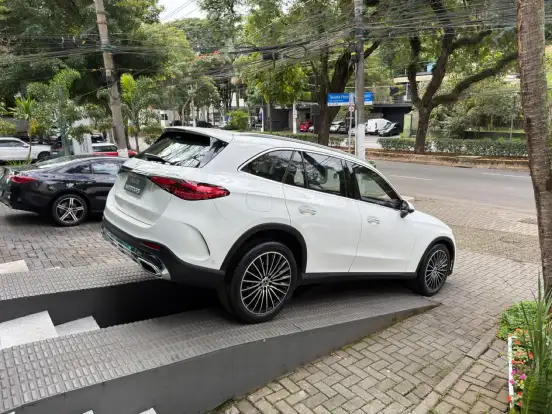 MERCEDES-BENZ-GLC 300-2.0 MHEV AMG LINE 4MATIC 9G-TRONIC MERCEDES-BENZ-GLC 300-2024