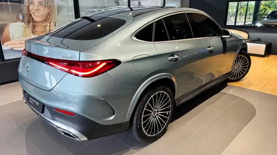 MERCEDES-BENZ-GLC 300-2025