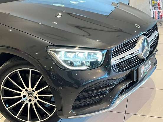 MERCEDES-BENZ-GLC 300-2020