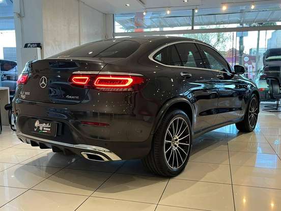 MERCEDES-BENZ-GLC 300-2.0 CGI GASOLINA COUPÉ 4MATIC 9G-TRONIC MERCEDES-BENZ-GLC 300-2020