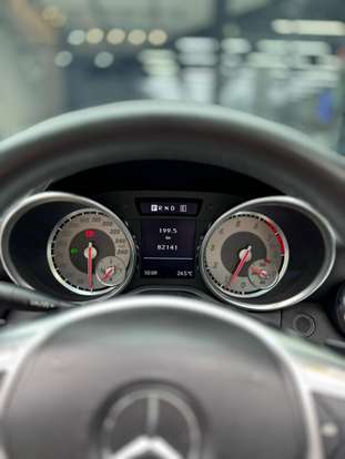 MERCEDES-BENZ-SLK 200-2011