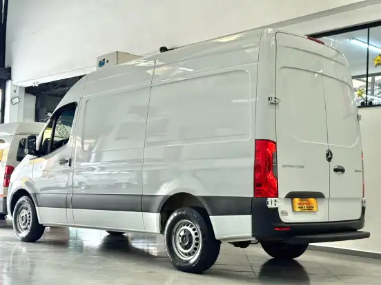 MERCEDES-BENZ-SPRINTER-2.0 CDI DIESEL FURGÃO 315 STREET LONGO MANUAL MERCEDES-BENZ-SPRINTER-2022